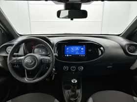 Toyota Aygo (2024) thumbnail 4