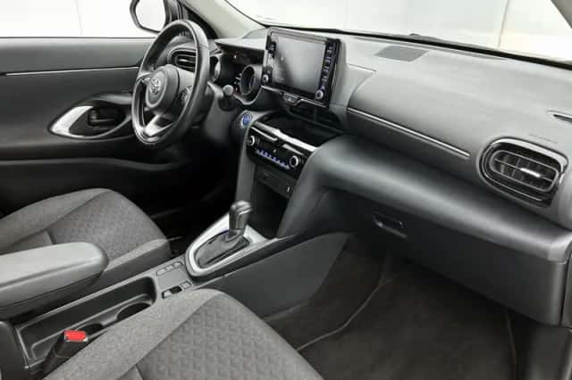 Toyota Yaris_Cross (2024) thumbnail 6