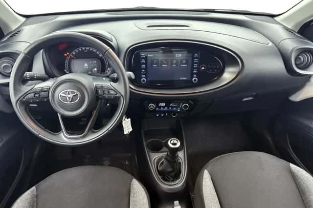 Toyota Aygo (2022) thumbnail 4