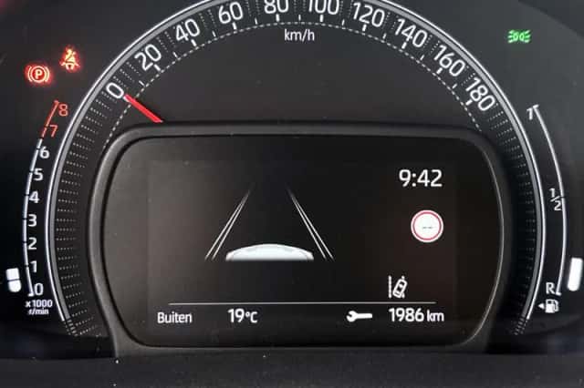 Toyota Aygo (2022) thumbnail 5