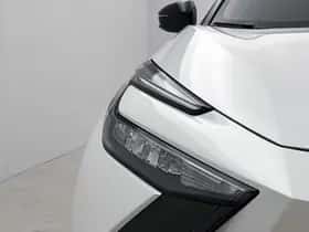 Toyota C-HR (2025) thumbnail 25