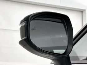 Toyota C-HR (2025) thumbnail 30