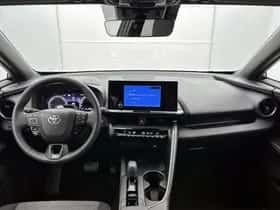 Toyota C-HR (2025) thumbnail 4