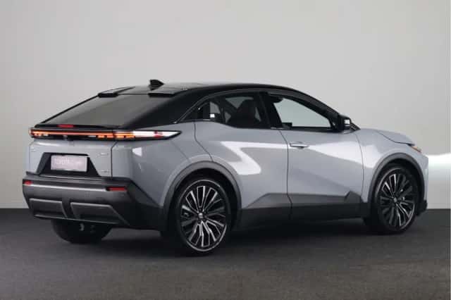 Toyota C-HR+ (2026) thumbnail 2