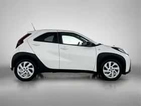Toyota Aygo (2022) thumbnail 11