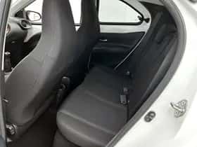 Toyota Aygo (2022) thumbnail 16