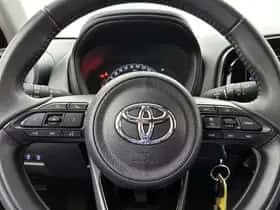 Toyota Aygo (2022) thumbnail 17