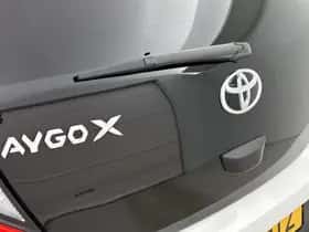 Toyota Aygo (2022) thumbnail 18