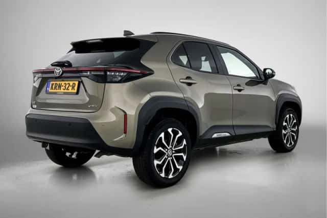 Toyota Yaris_Cross (2024) thumbnail 2