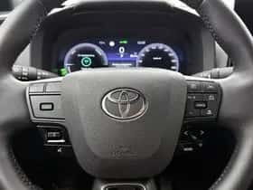 Toyota C-HR (2025) thumbnail 17