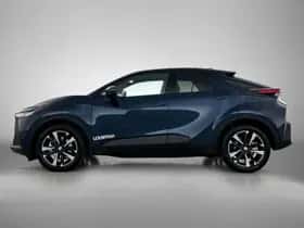 Toyota C-HR (2026) thumbnail 3