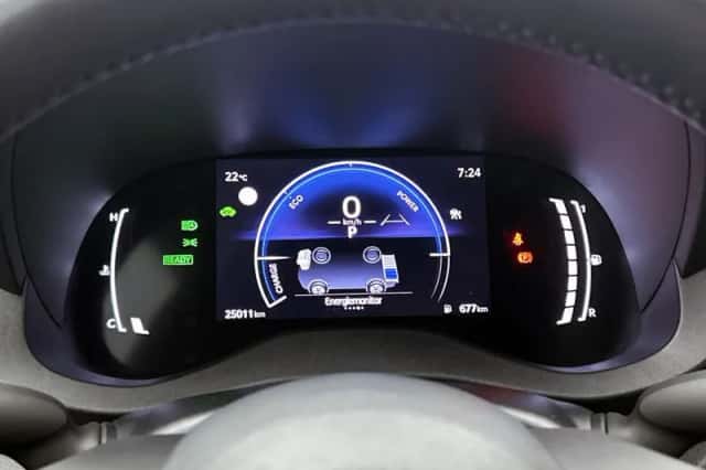 Toyota Yaris (2025) thumbnail 5