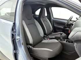 Toyota Aygo (2024) thumbnail 36