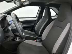 Toyota Aygo (2024) thumbnail 15