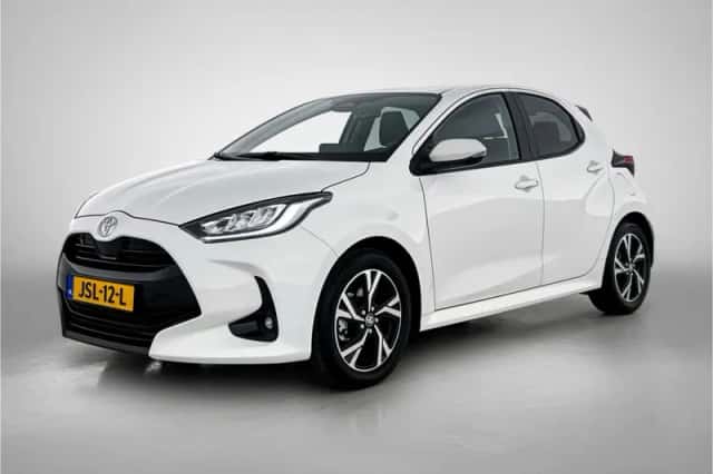 Toyota Yaris (2025) thumbnail 1