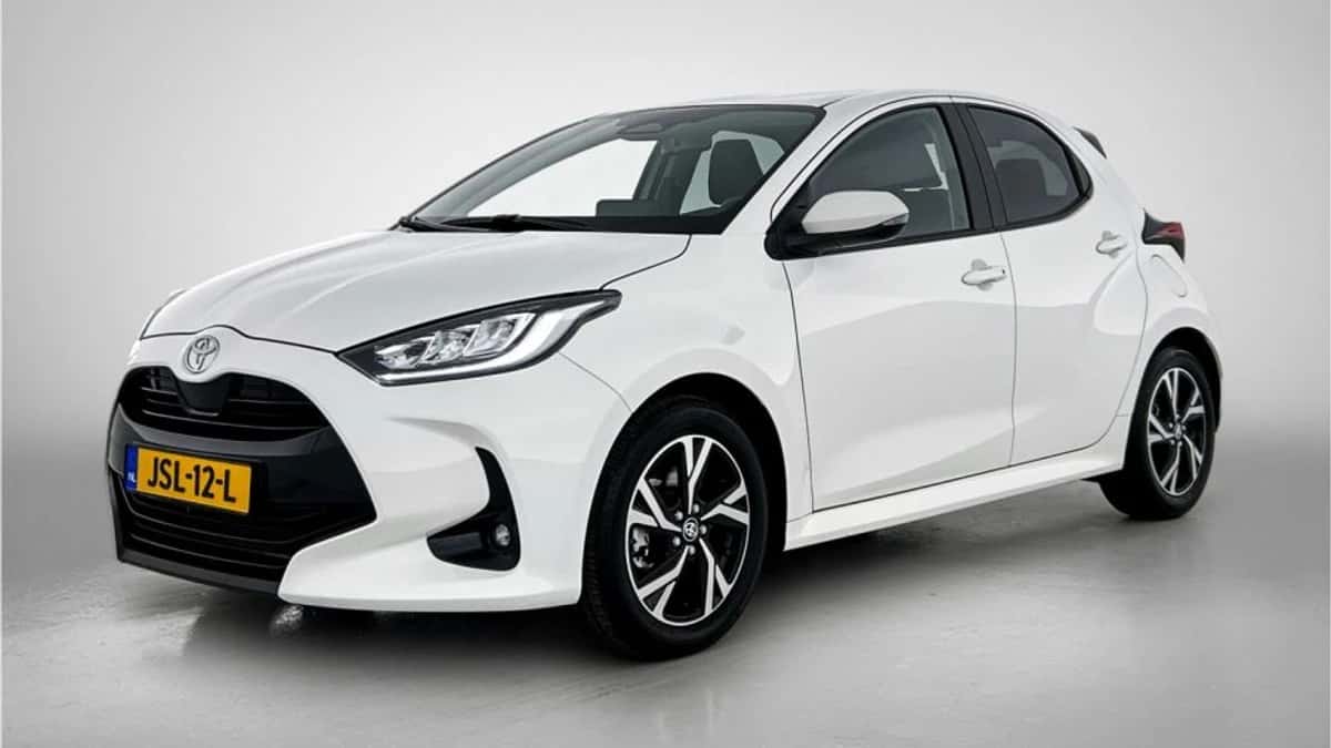 Toyota Yaris (2025) — foto 1