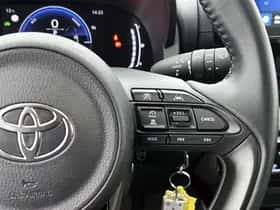 Toyota Yaris (2025) thumbnail 15