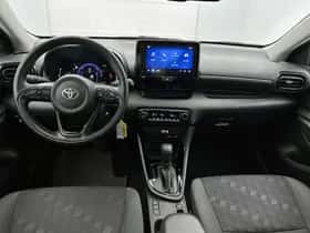 Toyota Yaris (2025) thumbnail 4