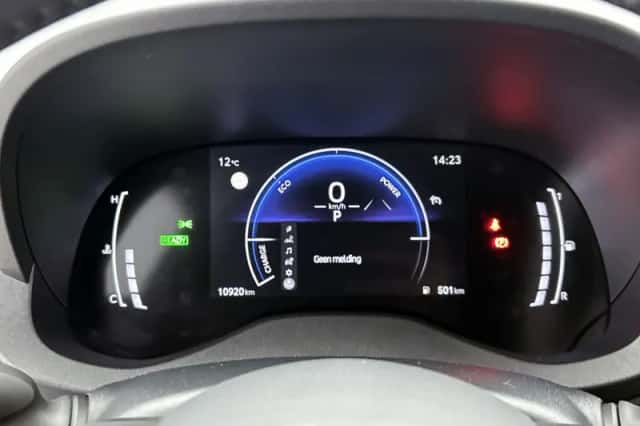 Toyota Yaris (2025) thumbnail 5