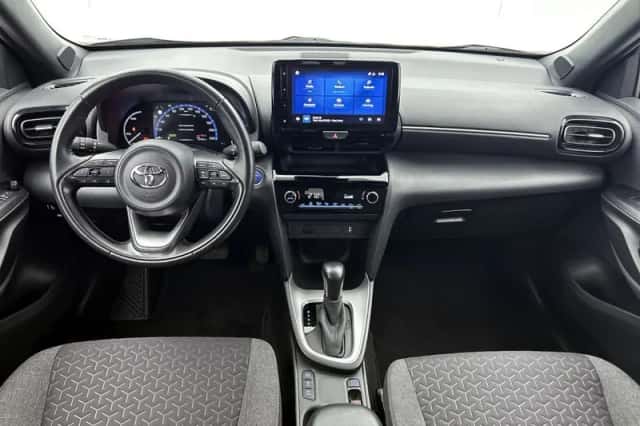 Toyota Yaris_Cross (2022) thumbnail 4