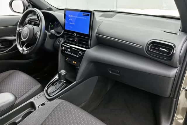 Toyota Yaris_Cross (2024) thumbnail 6