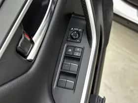 Toyota RAV4 (2021) thumbnail 22