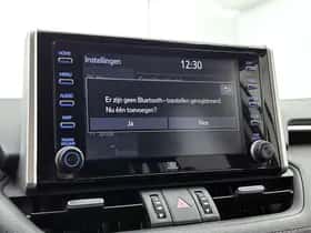 Toyota RAV4 (2021) thumbnail 28