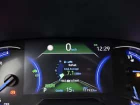 Toyota RAV4 (2021) thumbnail 5