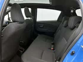 Toyota Yaris (2018) thumbnail 17