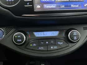 Toyota Yaris (2018) thumbnail 10