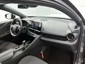 Toyota C-HR (2025) thumbnail 6