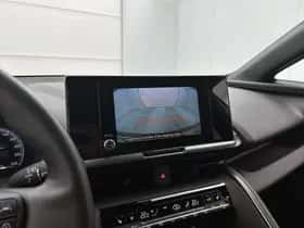 Toyota C-HR (2025) thumbnail 8