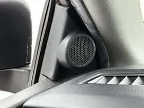 Toyota Auris (2015) thumbnail 27