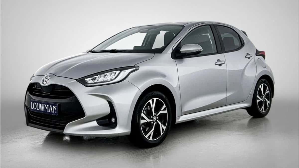 Toyota Yaris (2025) — foto 1