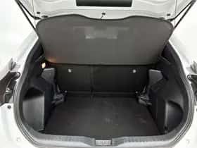 Toyota Yaris_Cross (2024) thumbnail 28