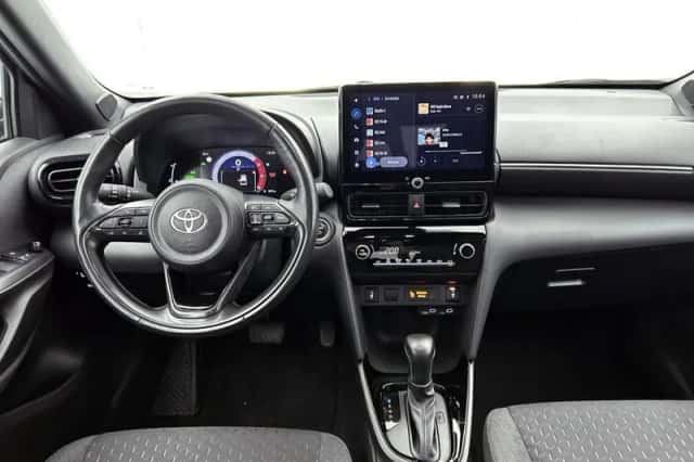 Toyota Yaris_Cross (2024) thumbnail 4