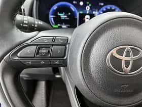 Toyota Yaris (2025) thumbnail 17