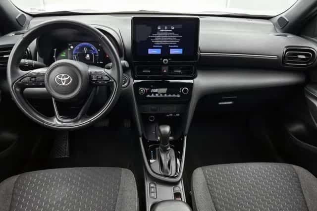 Toyota Yaris Cross (2025) thumbnail 4
