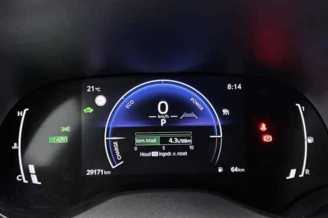 Toyota Yaris Cross (2025) thumbnail 5