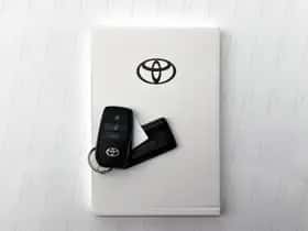 Toyota Corolla_Cross (2025) thumbnail 30