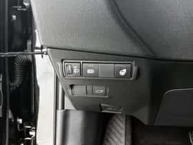 Toyota Corolla_Cross (2025) thumbnail 33