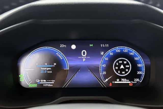 Toyota RAV4 (2025) thumbnail 4