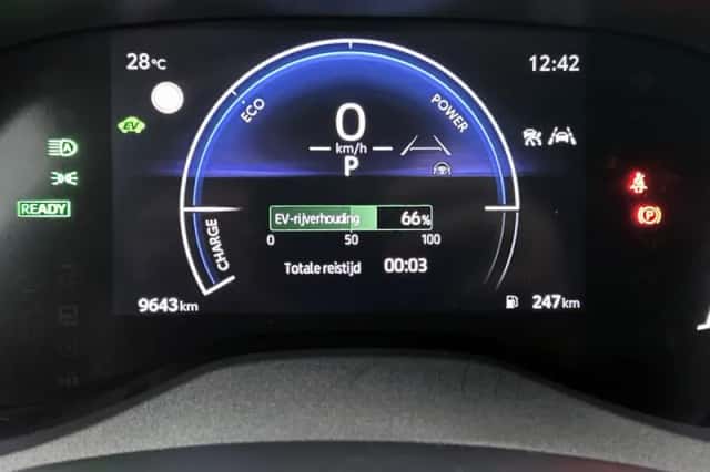 Toyota Yaris_Cross (2025) thumbnail 5