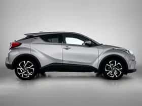 Toyota C-HR (2019) thumbnail 11