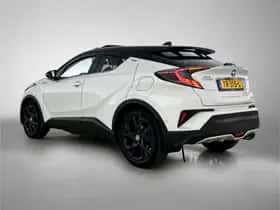 Toyota C-HR (2018) thumbnail 15