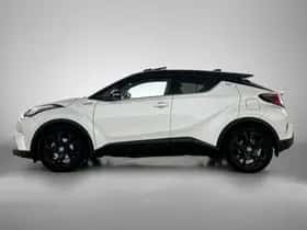Toyota C-HR (2018) thumbnail 3