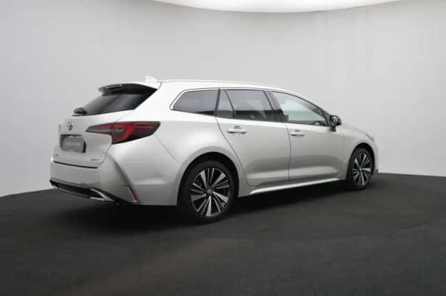 Toyota Corolla_Touring_Sports (2026) thumbnail 3