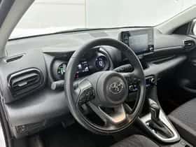 Toyota Yaris (2023) thumbnail 35