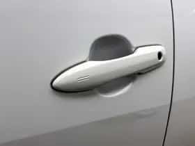 Toyota Yaris (2023) thumbnail 36