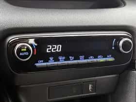 Toyota Yaris (2023) thumbnail 9